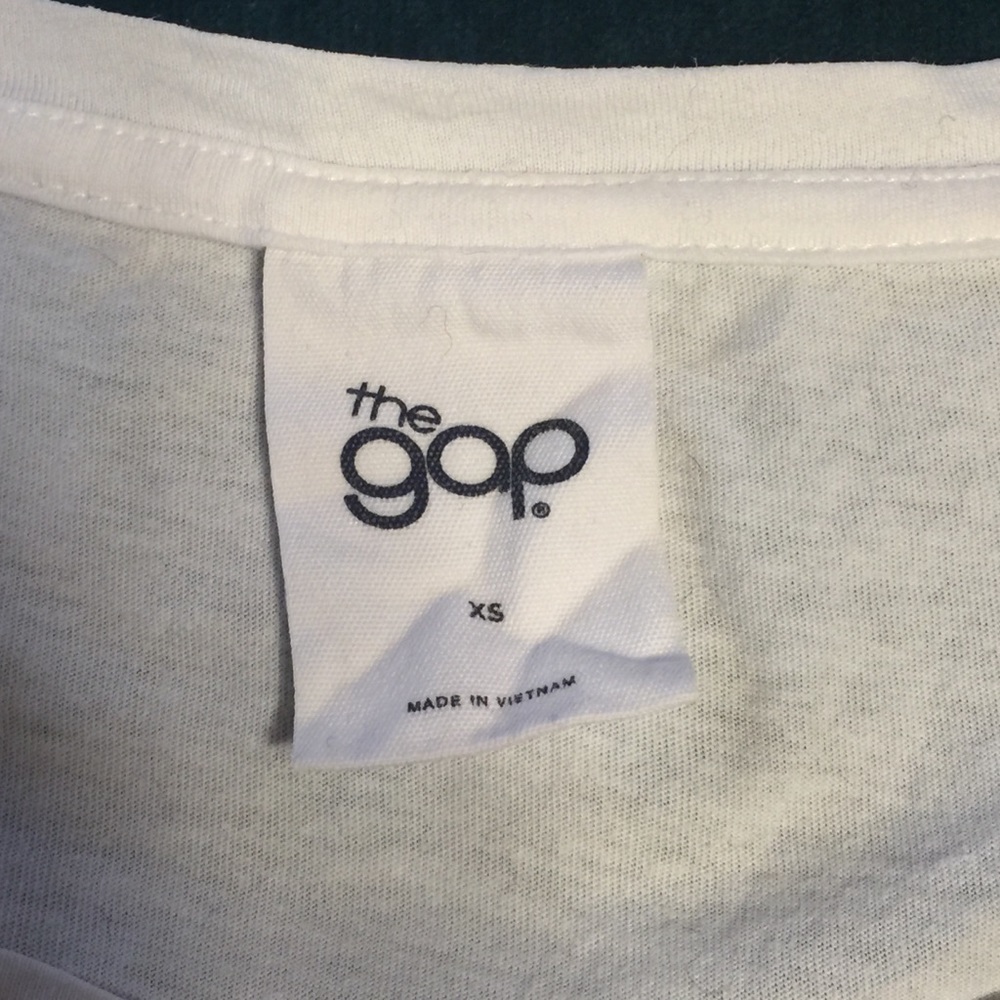 LOT OF 3 XS Hollister & GAP Tops - Picture 10 of 14